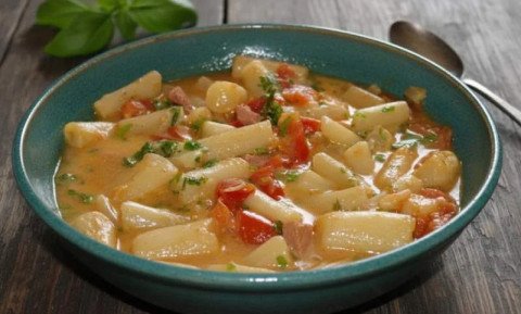 Salsifis au jambon et tomates