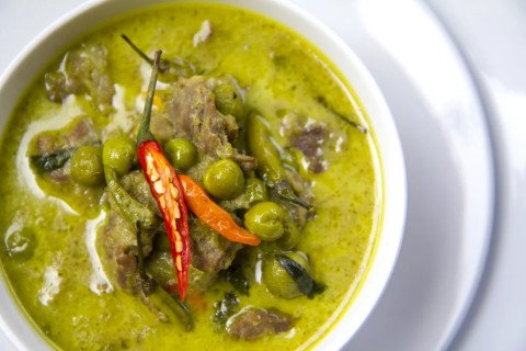 Ragoût de porc sauce verte minute