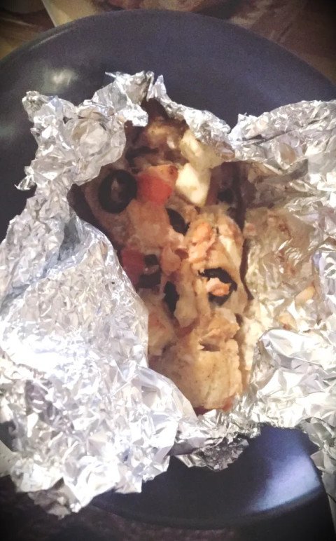 Papillotes de poisson à la feta et aux olives