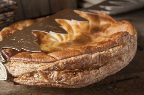Galette des rois salée au chou-fleur