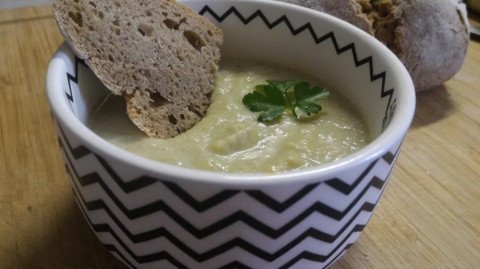 Gaspacho concombre ricotta