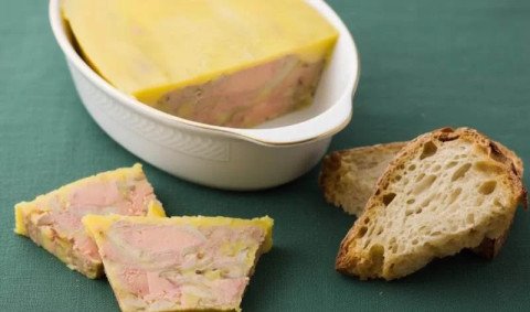 Terrine de foie gras mi-cuit festive porto-armagnac