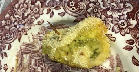 Escalopes de poulet au pesto et bacon