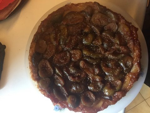 Tarte tatin aux figues violettes