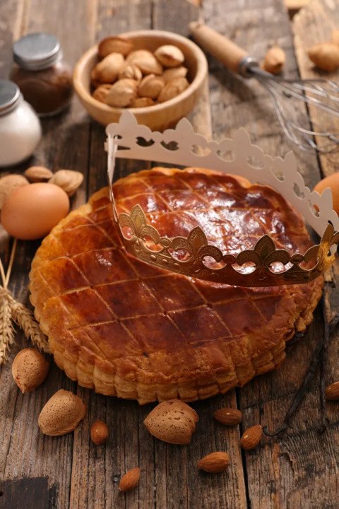 Galette des rois aux zestes d'orange confite et amandes entières