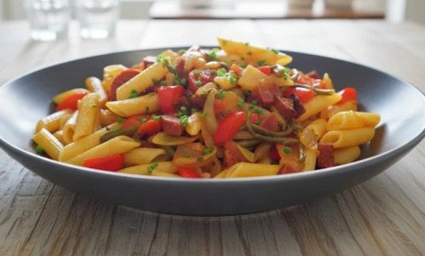 Pâtes au chorizo, poivron et salicorne