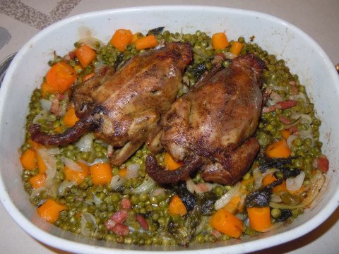 Pigeon rôtis et petits pois à la parisienne
