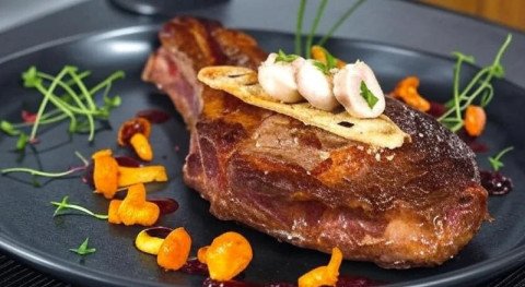 Côte de bœuf aux girolles