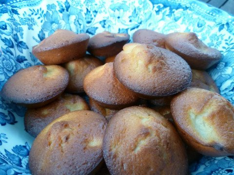 Mini muffins à la pêche