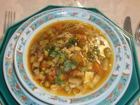 Soupe thaïlandaise diététique, express