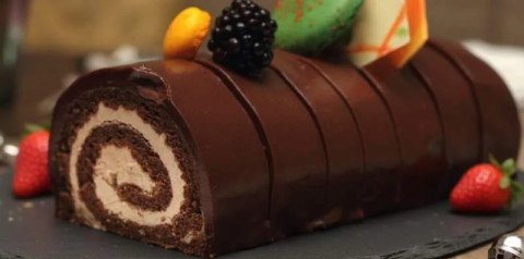 Bûche au chocolat et crème de marrons