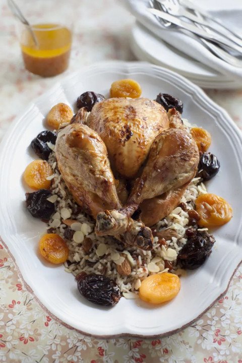 Poularde rôtie aux fruits d'hiver