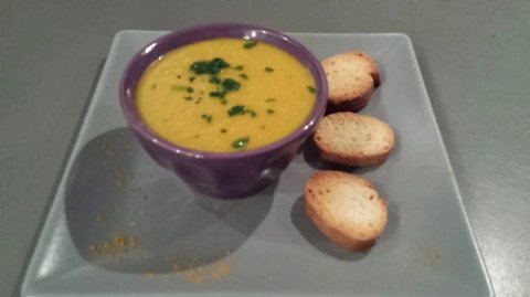 Soupe de carottes parfumée : coco, curry, gingembre