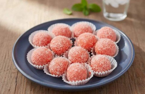 Boules aux fraises