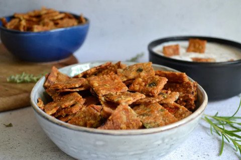 Crackers tomates, thym et parmesan