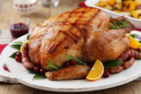 Dinde de Noël farcie aux cranberries safran et riz sauvage