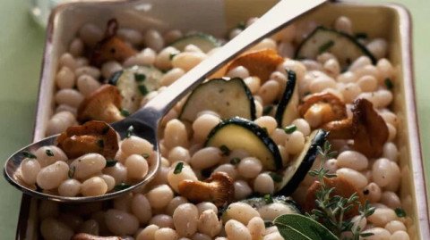 Ragoût de cocos aux girolles et courgettes