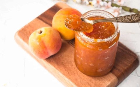 Confiture de pêches