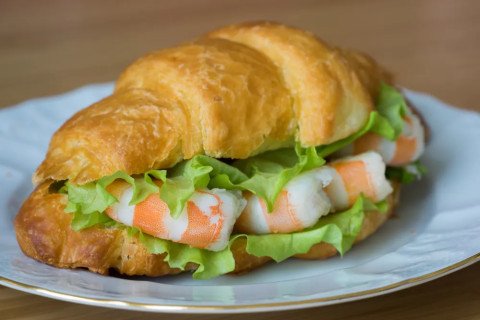 croissants aux crevettes
