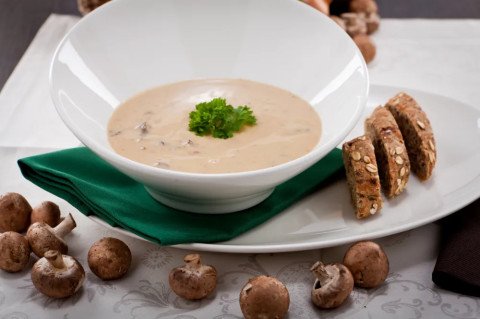 Soupe aux champignons et au gorgonzola