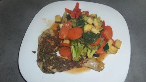 Poulet fermier aux petits légumes façon thai