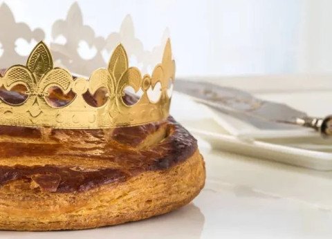 Galette des rois fourrée aux pommes et à la crème pralinée