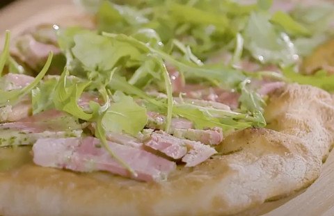 Pizza bianca, jambon persillé par Laurent Mariotte