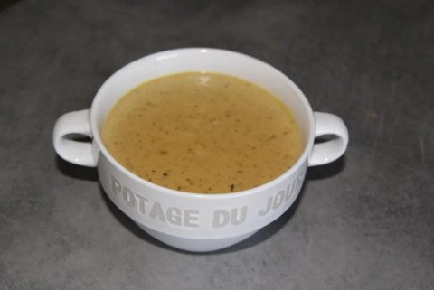 Velouté de topinambour au miel et au curry