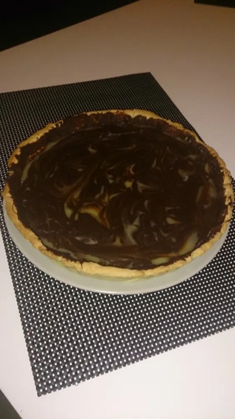 Tarte marbrée chocolat-caramel au beurre salé