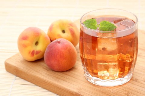 Thé glacé menthe pêche