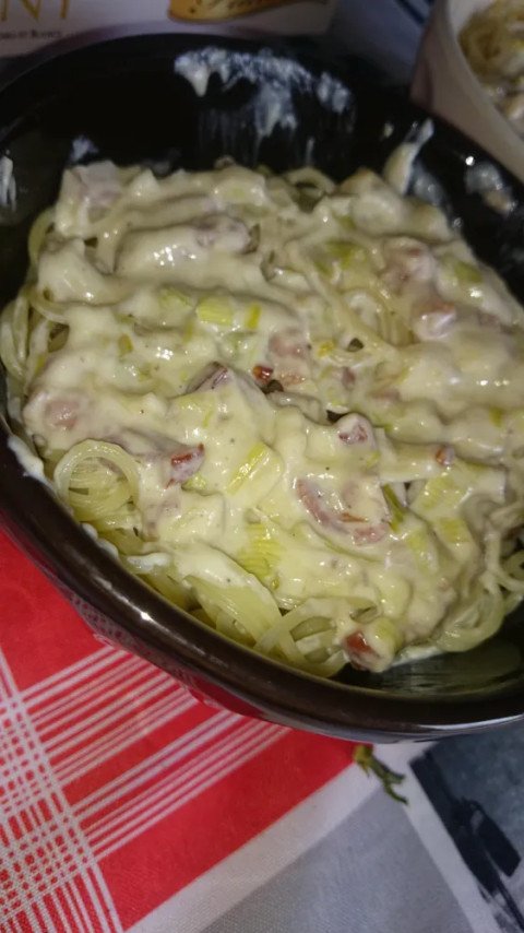 Pâtes carbonara aux poireaux