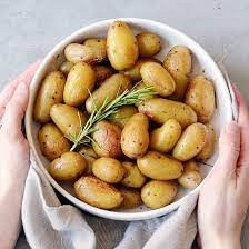 Pommes de terre grenaille au four