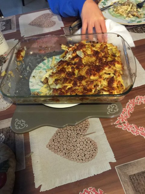 Gratin de macaronis au canard et à l'emmental