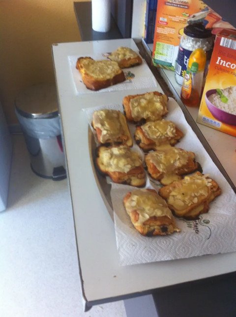 Pains au chocolat aux amandes