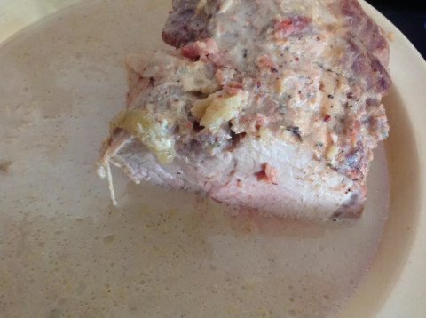 Rôti de porc et lardons au lait