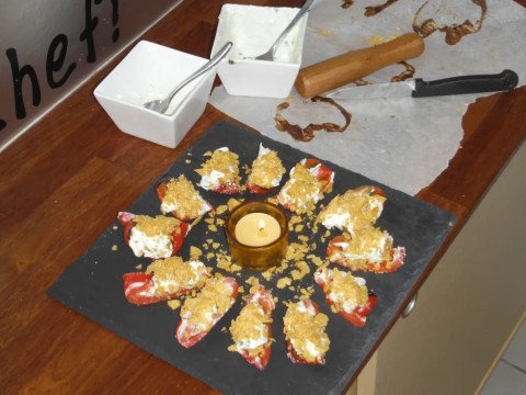 Bouchées croustillantes de poivron grillé à la crème de chèvre