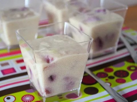 Gâteau de semoule aux pêches