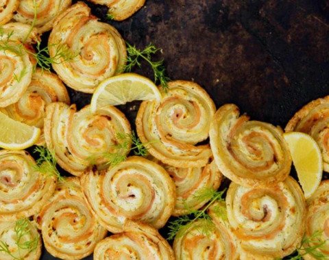 Rouleau feuilleté au saumon