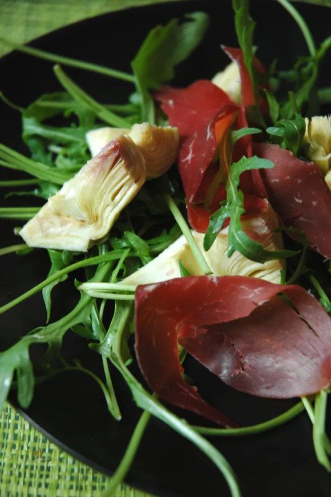 Salade de pastrami  aux artichauts