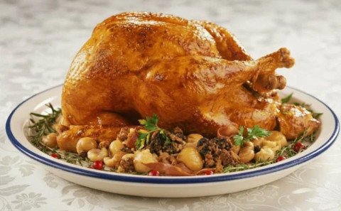 Dinde farcie aux morilles, poêlée de marrons