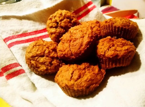 Muffins aux carottes et aux raisins (sans oeufs)