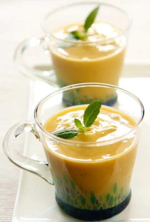 Smoothie tropical (mangue-banane)