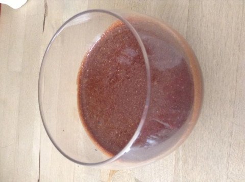 Mousse au chocolat noir et violette