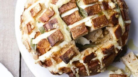 Pain hérisson mozzarella et sauge