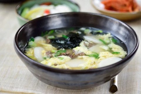 Tteokguk