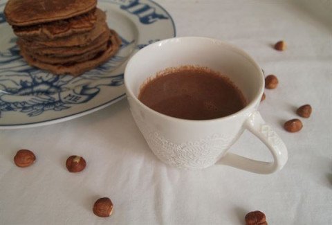 Chocolat chaud au lait d'amande