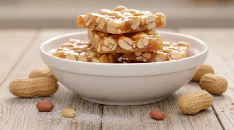 Nougat au miel et aux cacahuètes