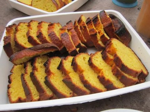 Gâteau au yaourt parfumé à l'orange