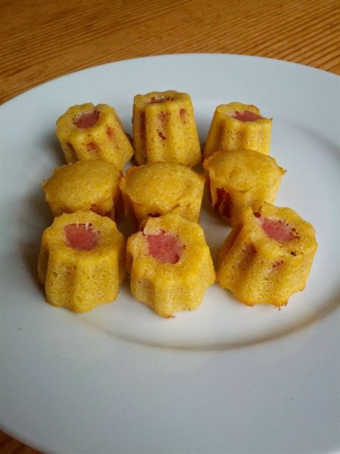 Mini cannelés aux saucisses, une alternative aux saucisses feuilletées