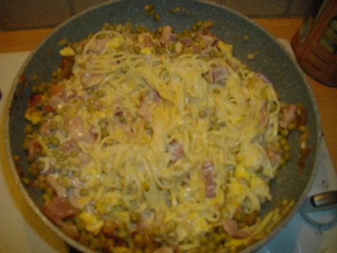 Les nouilles cantonaises